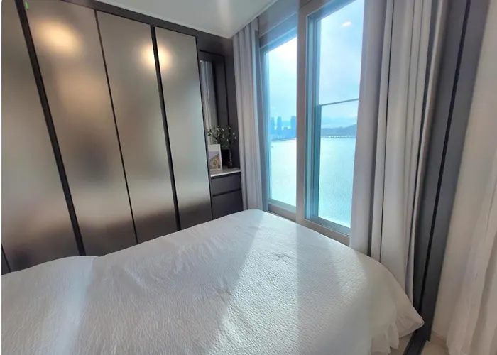 #busan #gwangalli #cozystay #gwanganbridge #sunrise #oceanview Ciudad Metropolitana de Busan